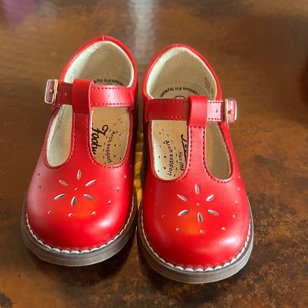 Footmates new shoes red